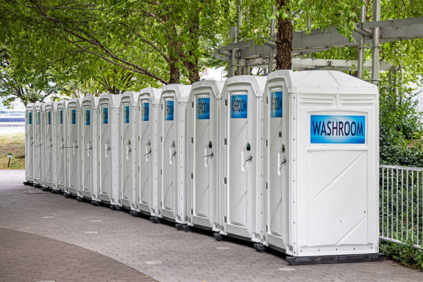 Best Porta potty rental near me  in Quincy, WA